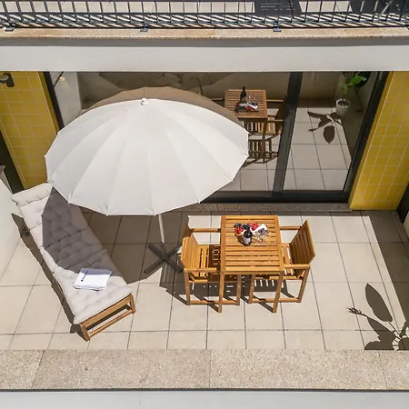 Appartement Host Wise Stylish With Garage