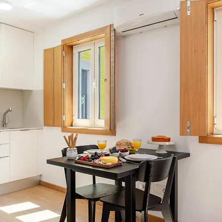 Host Wise Stylish With Garage Διαμέρισμα Πόρτο