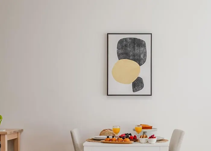 Appartement Host Wise Stylish With Garage Oporto