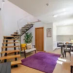 Apartment Host Wise Stylish With Garage *